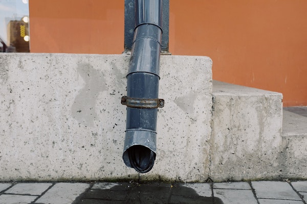 Can Blocked Drains Cause Damp?